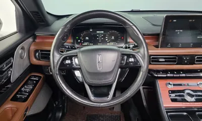 Lincoln Aviator 2020, 163228 км, за 16612.39 USD - фото 13