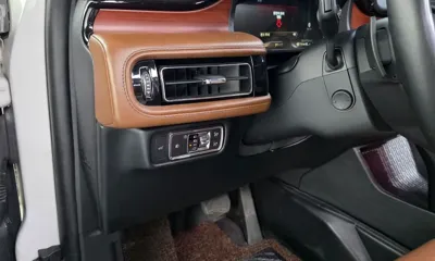 Lincoln Aviator 2020, 163228 км, за 16612.39 USD - фото 29
