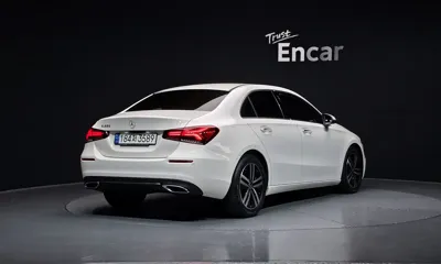 Mercedes-Benz A-Class 2023, 25570 км, за 17781.61 USD
