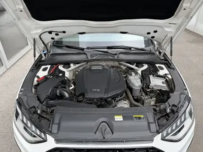 Audi A4L 2023, 51000 км, за 22104.36 USD - фото 9