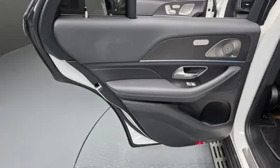 Mercedes-Benz GLE-Class 2023, 46928 км, за 57043.46 USD - фото 25