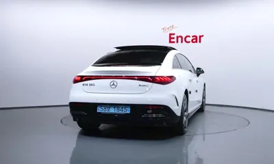 Mercedes-Benz EQE 2023, 69787 км, за 29055.88 USD