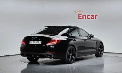 Genesis G70 2018, 111123 км, за 13576.15 USD