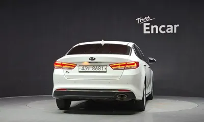 Kia K5 2016, 123539 км, за 5795.4 USD