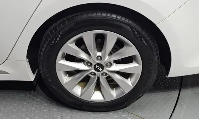 Kia K5 2016, 123539 км, за 5795.4 USD - фото 21