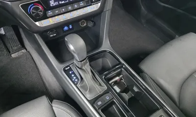 Hyundai Sonata 2019, 27601 км, за 9621.01 USD - фото 9
