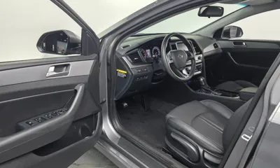 Hyundai Sonata 2019, 27601 км, за 9621.01 USD - фото 10