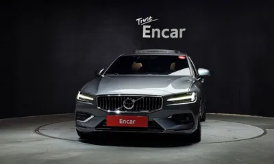 Volvo S60 2020, 32528 км, за 16214.1 USD