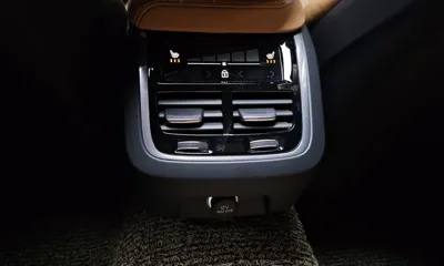 Volvo S60 2020, 32528 км, за 16214.1 USD - фото 28