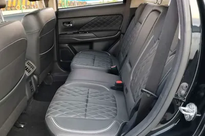 Mitsubishi Outlander 2021, 74000 км, за 10976 USD - фото 17