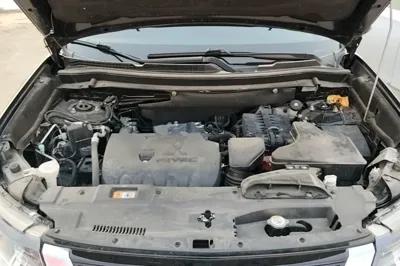 Mitsubishi Outlander 2021, 74000 км, за 10976 USD - фото 21