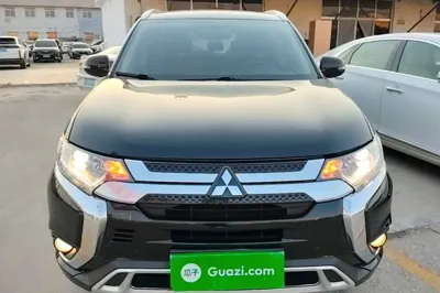 Mitsubishi Outlander 2021, 74000 км, за 10976 USD - фото 24