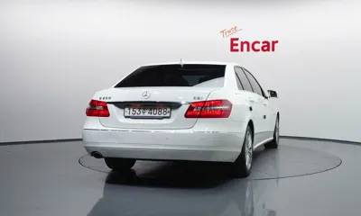 Mercedes-Benz E-Class 2011, 165583 км, за 3085.2 USD
