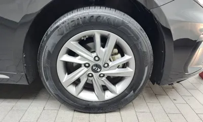 Kia K5 2019, 144117 км, за 6607.2 USD