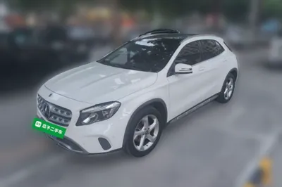 Mercedes-Benz GLA · 2018 год