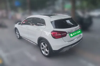 Mercedes-Benz GLA 2018, 63400 км, за 11124 USD