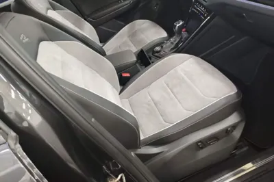 Volkswagen Tayron 2022, 33800 км, за 19975 USD - фото 19
