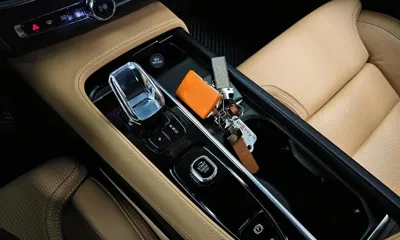 Volvo S90 2023, 41070 км, за 25696.09 USD - фото 9