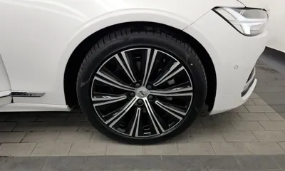 Volvo S90 2023, 41070 км, за 25696.09 USD - фото 21