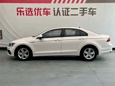 Volkswagen Lamando 2019, 110000 км, за 6979.64 USD