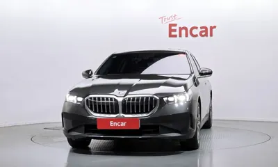 BMW 5-Series 2024, 26200 км, за 30748.22 USD