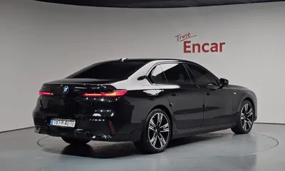 BMW 7-Series 2024, 20321 км, за 84672.44 USD
