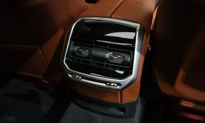BMW 7-Series 2024, 20321 км, за 84672.44 USD - фото 35