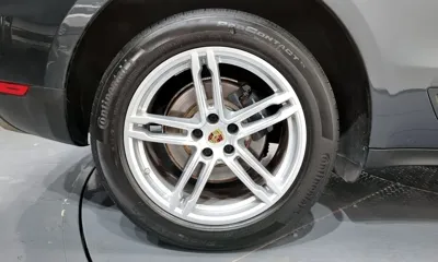 Porsche Macan 2017, 65562 км, за 24878.56 USD