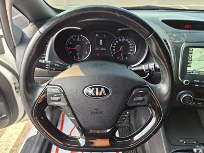 Kia K3 2017, 136228 км, за 3607.88 USD - фото 10