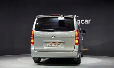 Hyundai Starex 2015, 62987 км, за 7748.34 USD