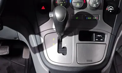 Hyundai Starex 2015, 62987 км, за 7748.34 USD - фото 9