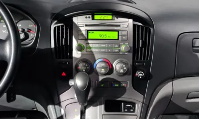 Hyundai Starex 2015, 62987 км, за 7748.34 USD - фото 14