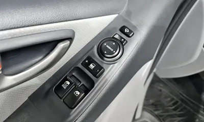 Hyundai Starex 2015, 62987 км, за 7748.34 USD - фото 16