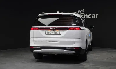 Kia Canival 2021, 72173 км, за 14375.74 USD