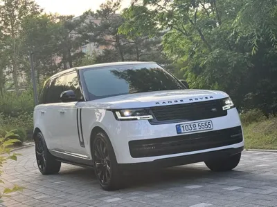 Land Rover Range Rover 2024, 23500 км, за 67005.25 USD