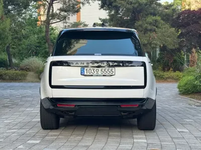 Land Rover Range Rover 2024, 23500 км, за 67005.25 USD
