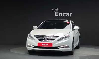 Hyundai Sonata 2013, 148985 км, за 3239.03 USD