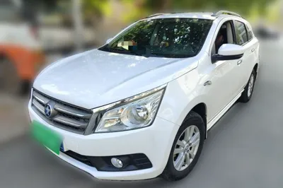 Venucia T70 · 2015 год