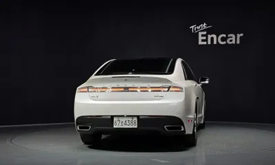 Lincoln MKZ 2015, 129081 км, за 3841.89 USD