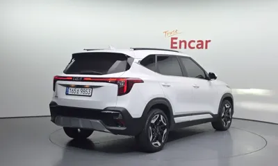 Kia Seltos 2023, 5782 км, за 17839.44 USD