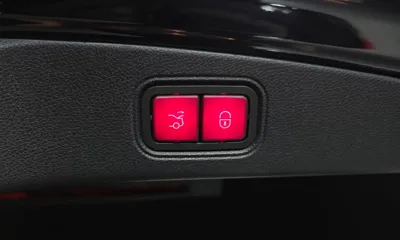 Mercedes-Benz E-Class 2017, 187373 км, за 11694.72 USD - фото 16