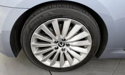 Hyundai Equus 2015, 101835 км, за 8526.98 USD
