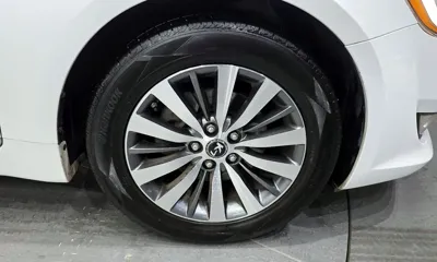 Kia K7 2012, 99682 км, за 3046.36 USD
