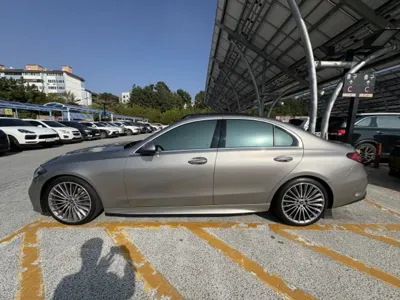 Mercedes-Benz C-Class 2023, 44283 км, за 27372.98 USD