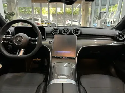 Mercedes-Benz C-Class 2023, 44283 км, за 27153.73 USD - фото 14