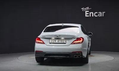 Genesis G70 2018, 29106 км, за 14521.06 USD