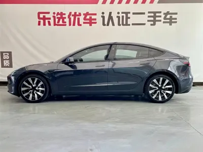 Tesla Model 3 2025, 12000 км, за 27633.37 USD
