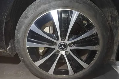 Mercedes-Benz E-Class New Energy 2022, 56800 км, за 34072 USD - фото 8