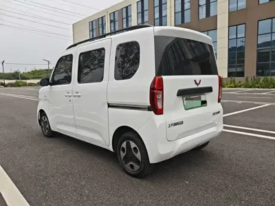 Wuling Zhiguang EV 2025, 15000 км, за 5546.26 USD - фото 6