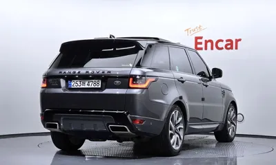 Land Rover Range Rover Sport 2018, 62991 км, за 30393.12 USD